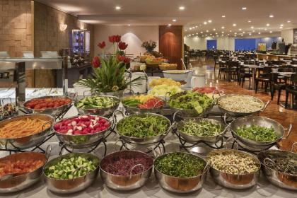 Crowne Plaza Tel Aviv Beach - image 14