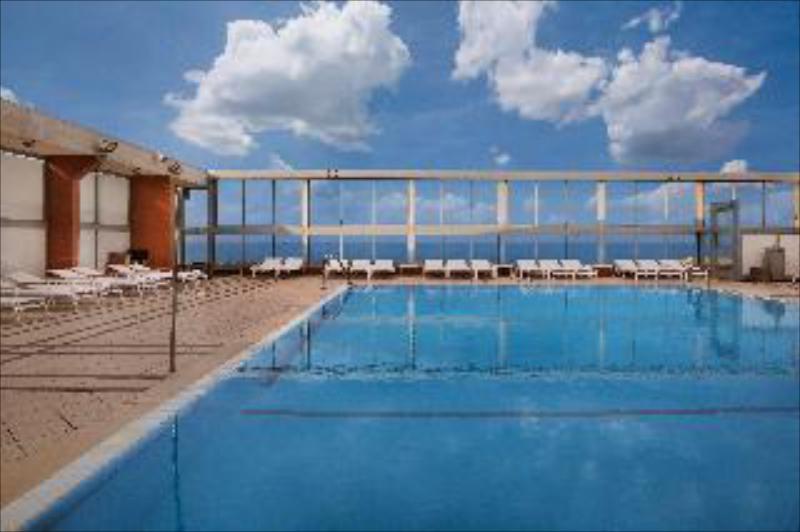 Crowne Plaza Tel Aviv Beach - image 2