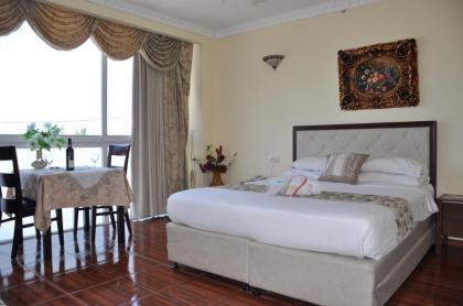 Hotel Suites Bat Yam - image 14