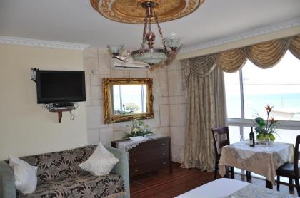 Hotel Suites Bat Yam - image 18