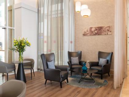 Leonardo Suite Tel Aviv–Bat Yam Hotel by the Beach - image 9