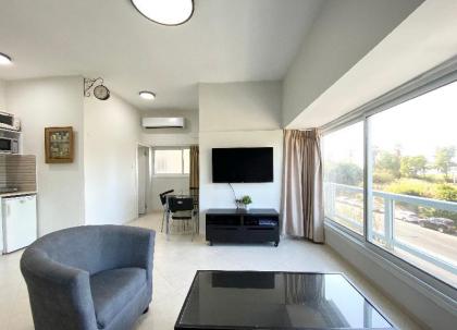 Sea Suites Apartments - image 10