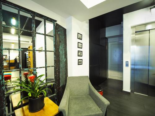 Dizengoff Avenue Boutique Hotel - image 7