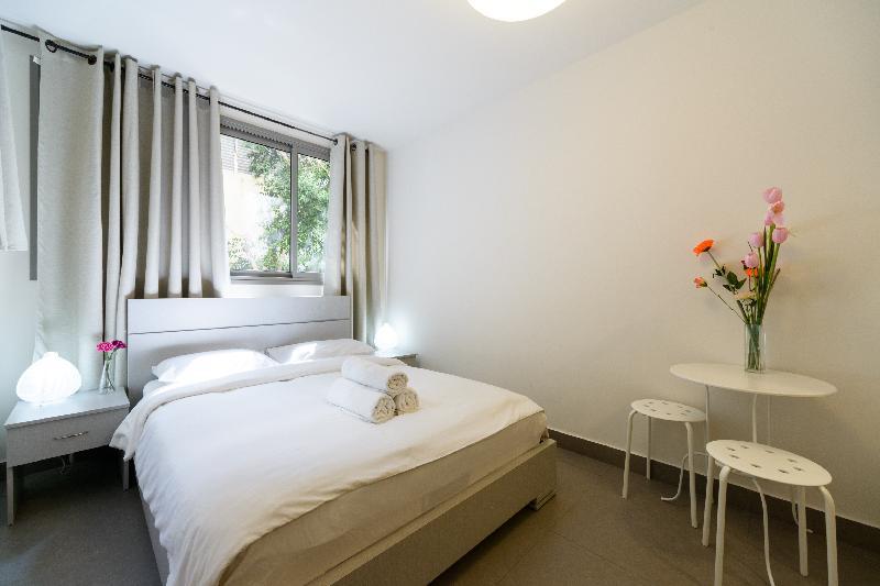 Dizengoff Inn Apartments - image 3