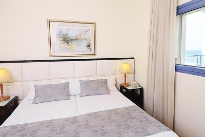 Abratel Suites Hotel - image 12