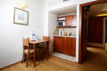 Abratel Suites Hotel - image 15