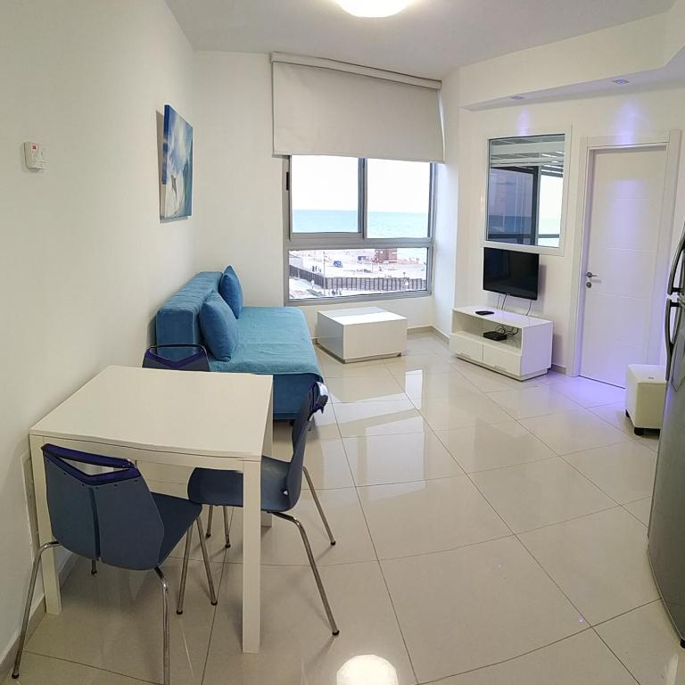 Hotel Apartment Short Term Tel Aviv Bat Yam 5 - image 7