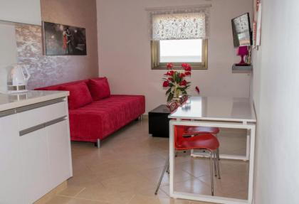 Hotel Apartment Short Term Tel Aviv Bat Yam 353 - image 11