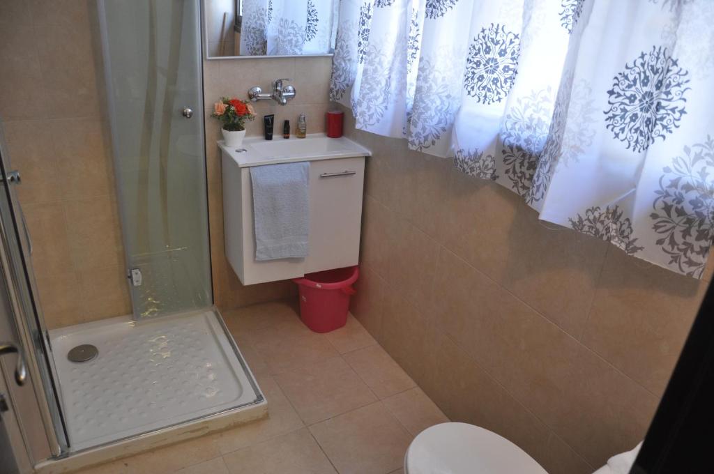 Hotel Apartment Short Term Tel Aviv Bat Yam 353 - image 3