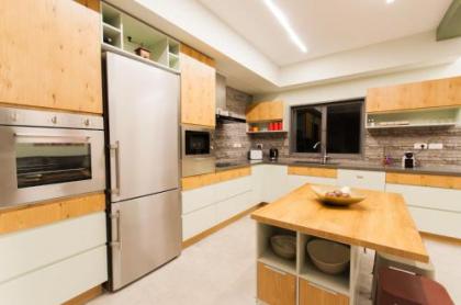 Ben Gurion Apartment - image 12