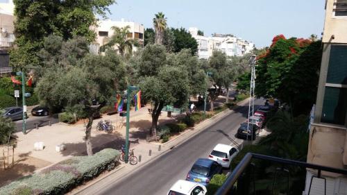 Ben Gurion Apartment - image 3