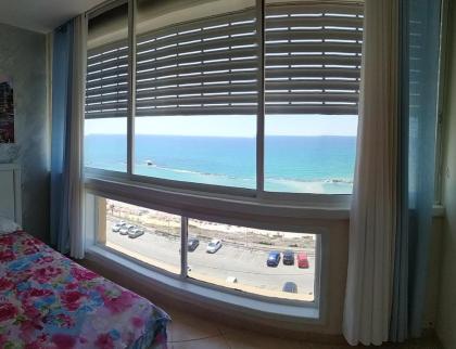 Sweet Honeymoon Apartment Tel Aviv Bat Yam 611 - image 10