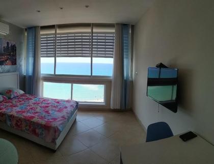 Sweet Honeymoon Apartment Tel Aviv Bat Yam 611 - image 11