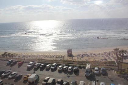 Sweet Honeymoon Apartment Tel Aviv Bat Yam 611 - image 6