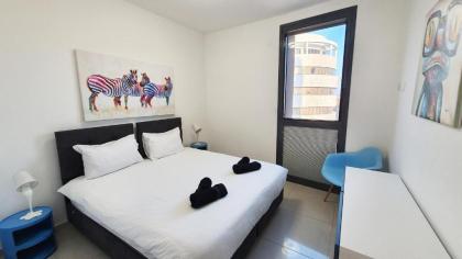 Cozy 2 Bdr Apartment Florentine #TL16 - image 13