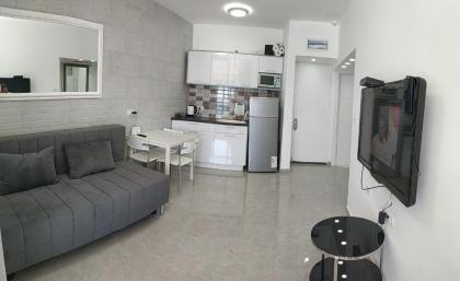 Apart Hotel TLV/Bat Yam Beach Front 1207 - image 19