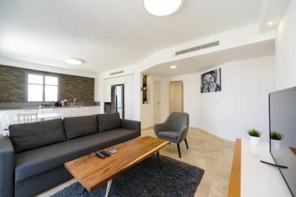 6 Ben Azariah - By Beach Apartments TLV - image 17