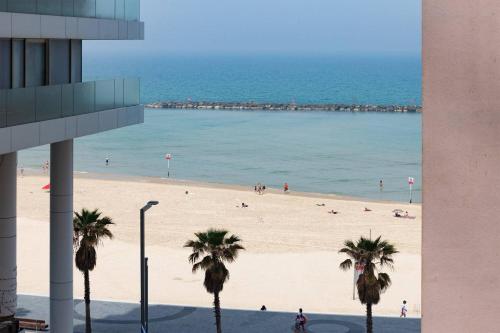 At Renoma Stunning 2BR with Sea View by HolyGuest - image 5