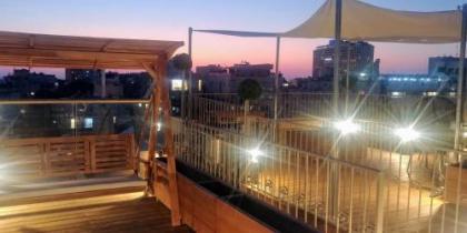 Dizengoff Penthouse Boutique Hostel - image 12