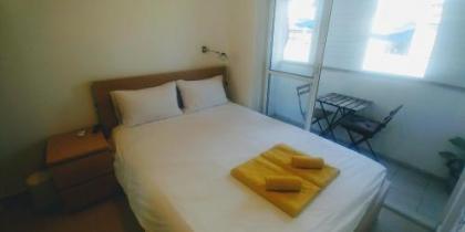 Dizengoff Penthouse Boutique Hostel - image 4