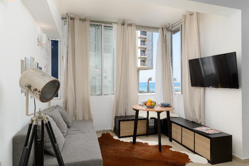 Sea view designed studio in front of Hilton TLV - main image