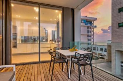 Luxury Beach Tel Aviv 2BR by Airsuite - image 7