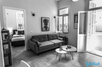 YalaRent Boutique Apartments in Jaffa's Flea Market - image 6