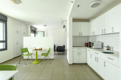 דירות גני תערוכה - TLV university apartments near Expo by Sea N' Rent - image 2