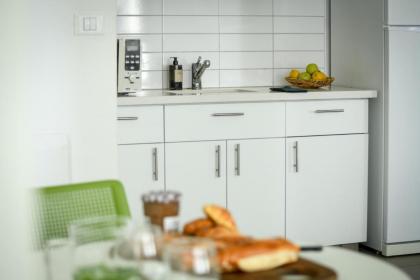 דירות גני תערוכה - TLV university apartments near Expo by Sea N' Rent - image 9