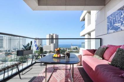 Amazing 2BR Condo with Sea View by HolyGuest - image 9