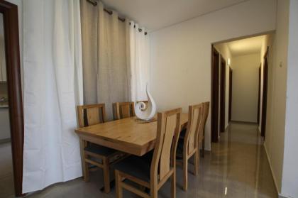 Isramax 3BR apartment near the sea. - image 11