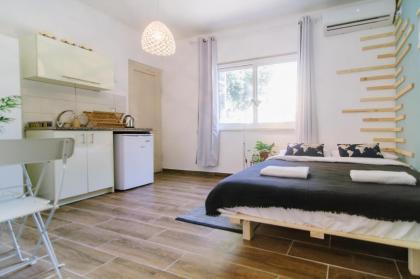 Ben Yehuda Apartments - by Comfort Zone TLV - image 6