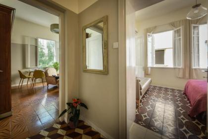 Homey 2BR Apt w Private Balcony in City Center by Sea N' Rent - image 12