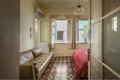 Homey 2BR Apt w Private Balcony in City Center by Sea N' Rent - image 13