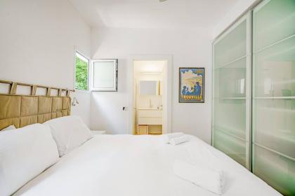 Charming 1BR Ben Yehuda By Holiday Rentals - image 11