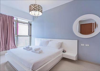 Amazing 2BR in Ben Yehuda by Holiday-Rentals - image 7