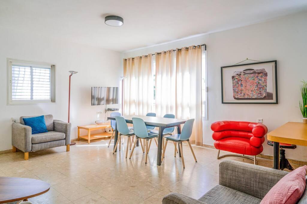 2BR - 12 04 Frishman St Tel aviv - image 5