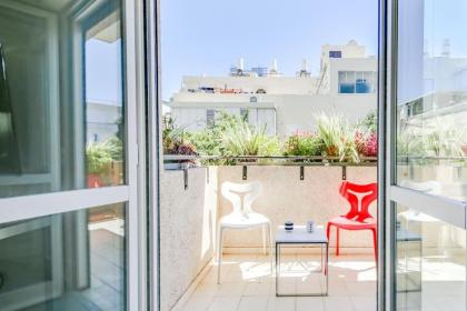 Central 2BR in Ben Yehuda by Holiday-rentals - image 11