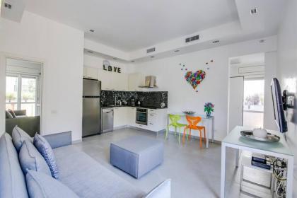 Central 2BR in Ben Yehuda by Holiday-rentals - image 3