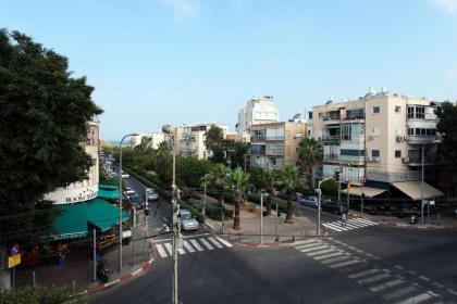 Modern 1BR in Dizengoff by Holiday-rentals - image 13