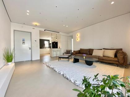 12 Shimon HaTzadik - By Beach Apartments TLV - image 5