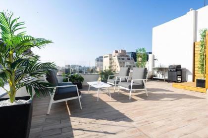 YalaRent Flora- Designed 1BR penthouse in Florentin Tel Aviv