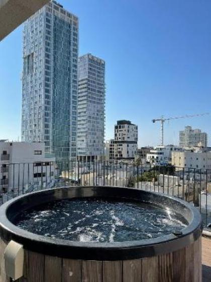 Adorable full sea view with Jacuzzi - image 18