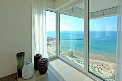 Luxury Sea View At The beach Tel Aviv 