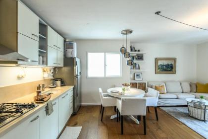 Radiant 1BR Apt w Parking in the Heart of Tel Aviv by Sea N' Rent - image 20