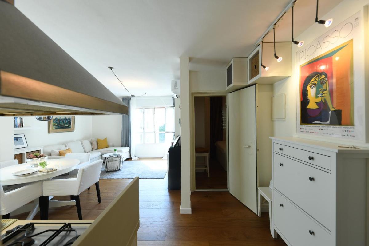 Radiant 1BR Apt w Parking in the Heart of Tel Aviv by Sea N' Rent - image 5