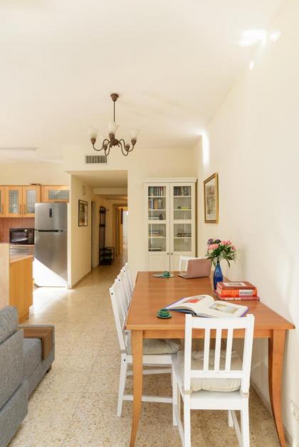 Gordon Seaside 4BDR apt in TLV - image 19