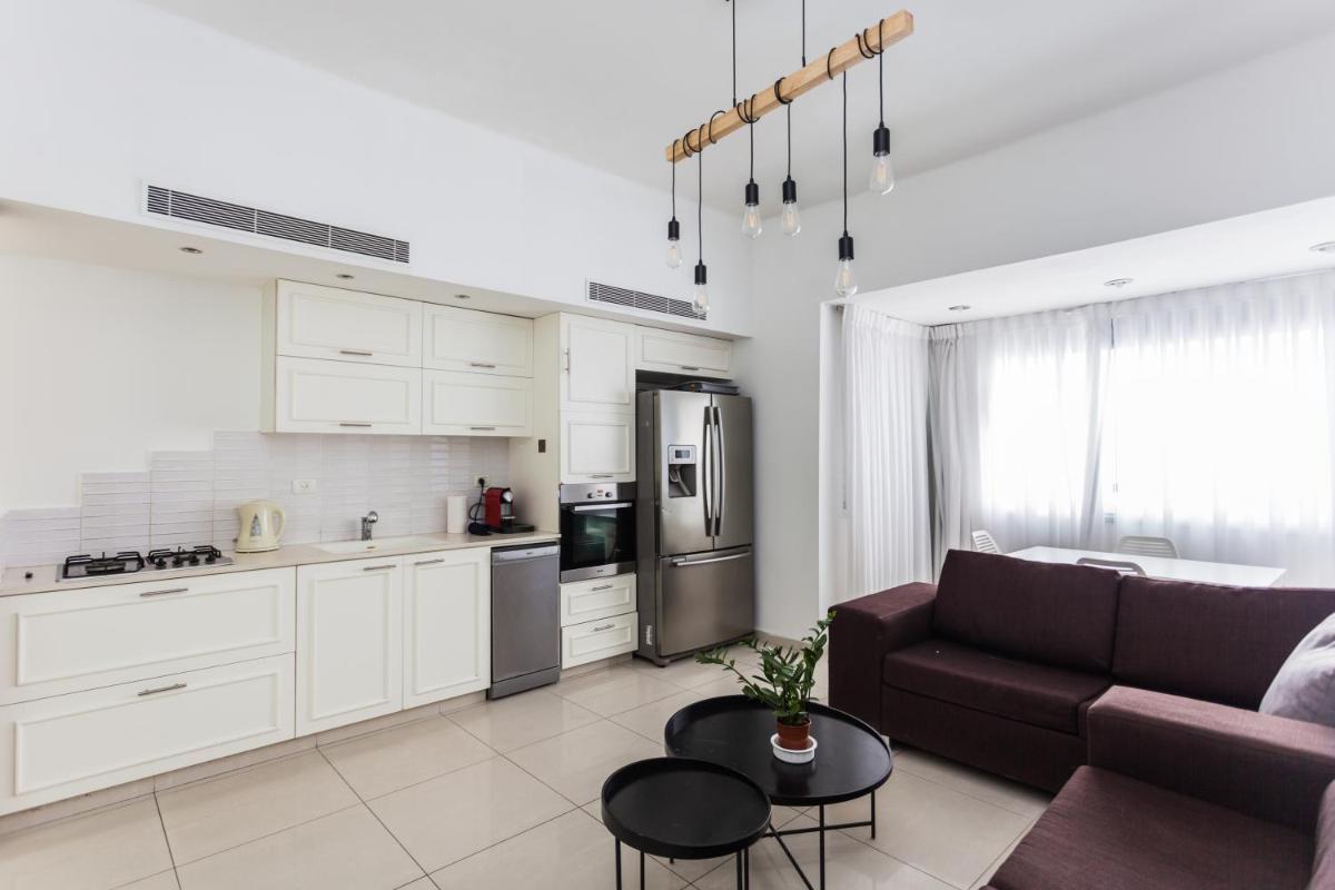 Romantic 2 BD Apartment in TLV - main image