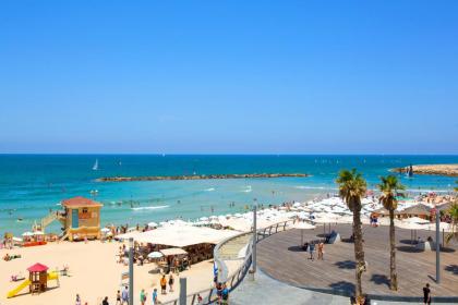 8 Hulda - By Beach Apartments TLV - image 2