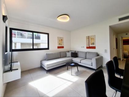 8 Hulda - By Beach Apartments TLV - image 9